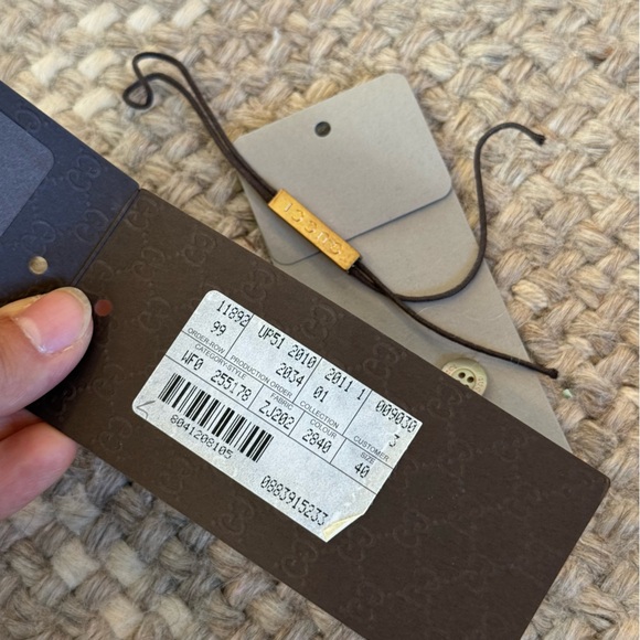 Gucci replacement button - Picture 3 of 3